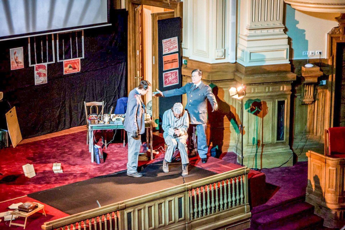 Teatru creştin pe Colina Bucuriei 27937