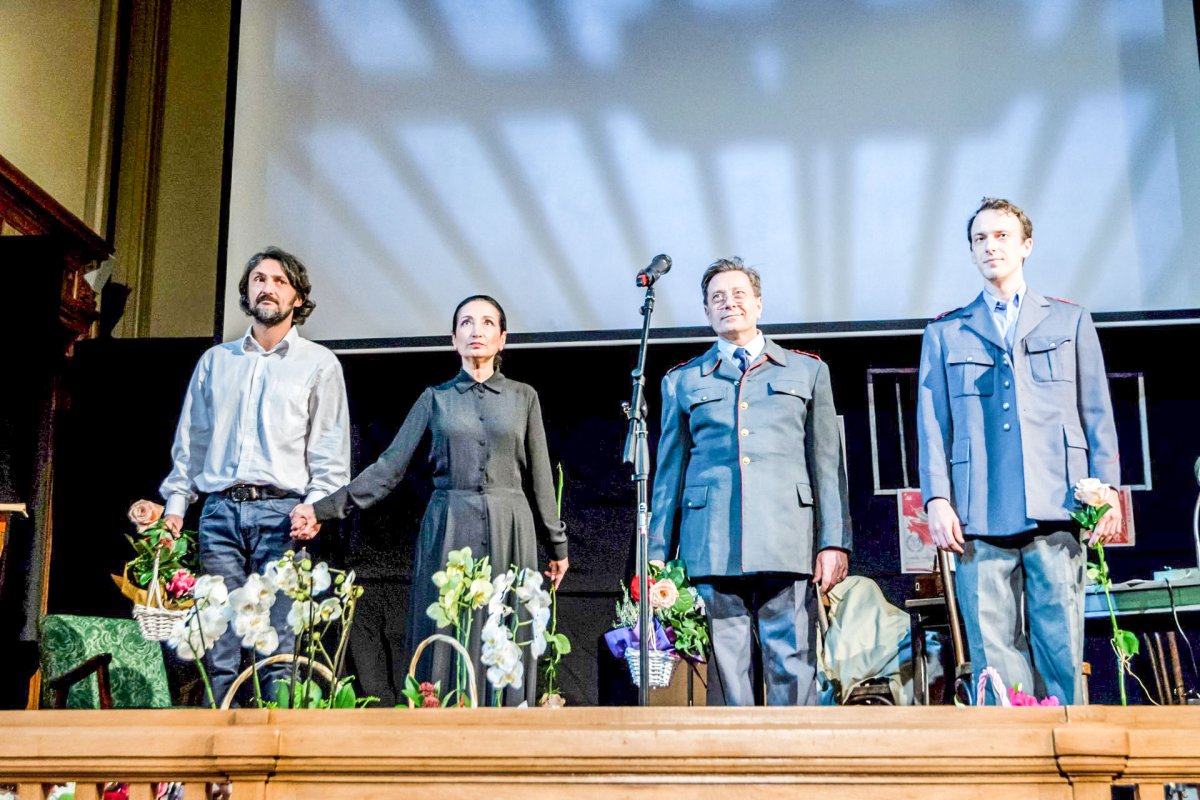 Teatru creştin pe Colina Bucuriei 27938