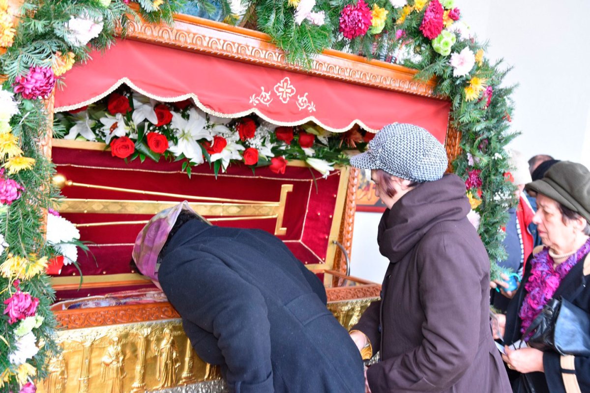 Hramul Mănăstirii Bistriţa 27840