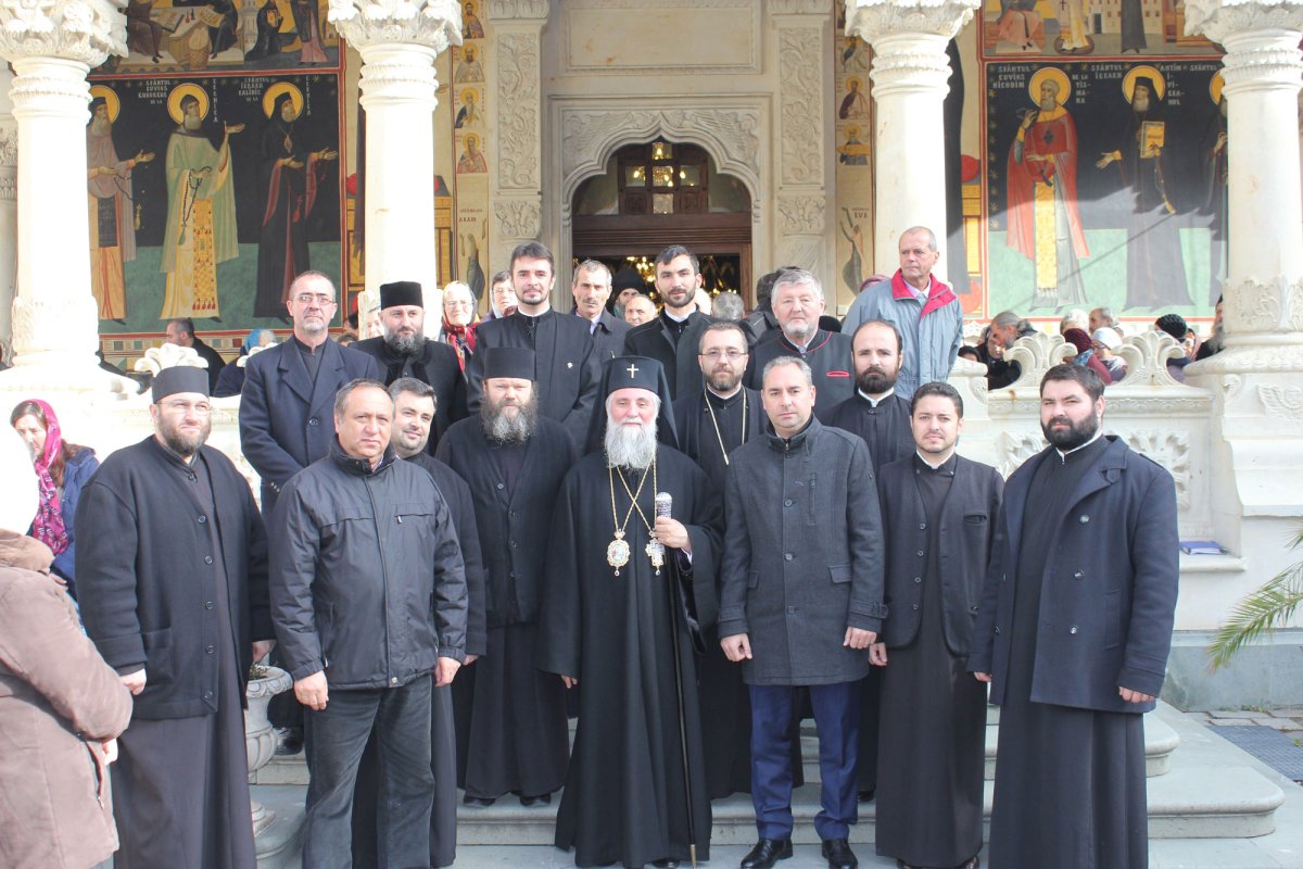 „Maica Domnului - vas ales al Împărăţiei cereşti” 27780