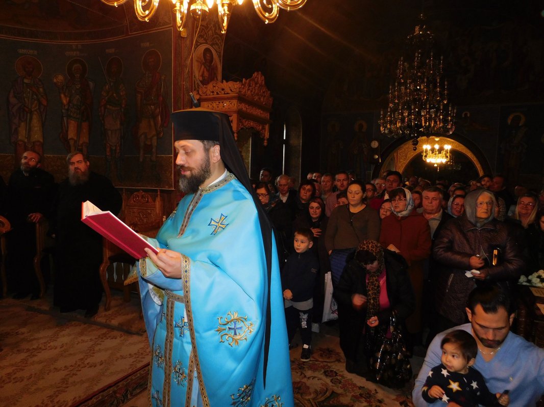 Praznicul Intrării în biserică a Maicii Domnului, în Banat 27791