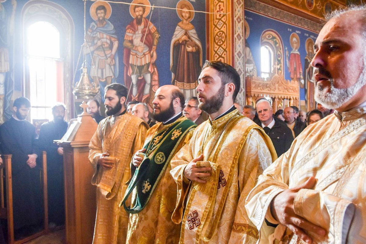 Praznicul Sfântului Cuvios Antonie de la Iezer 27632