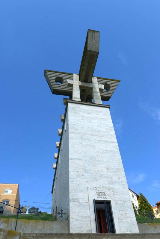 Din poezia temnițelor 27690