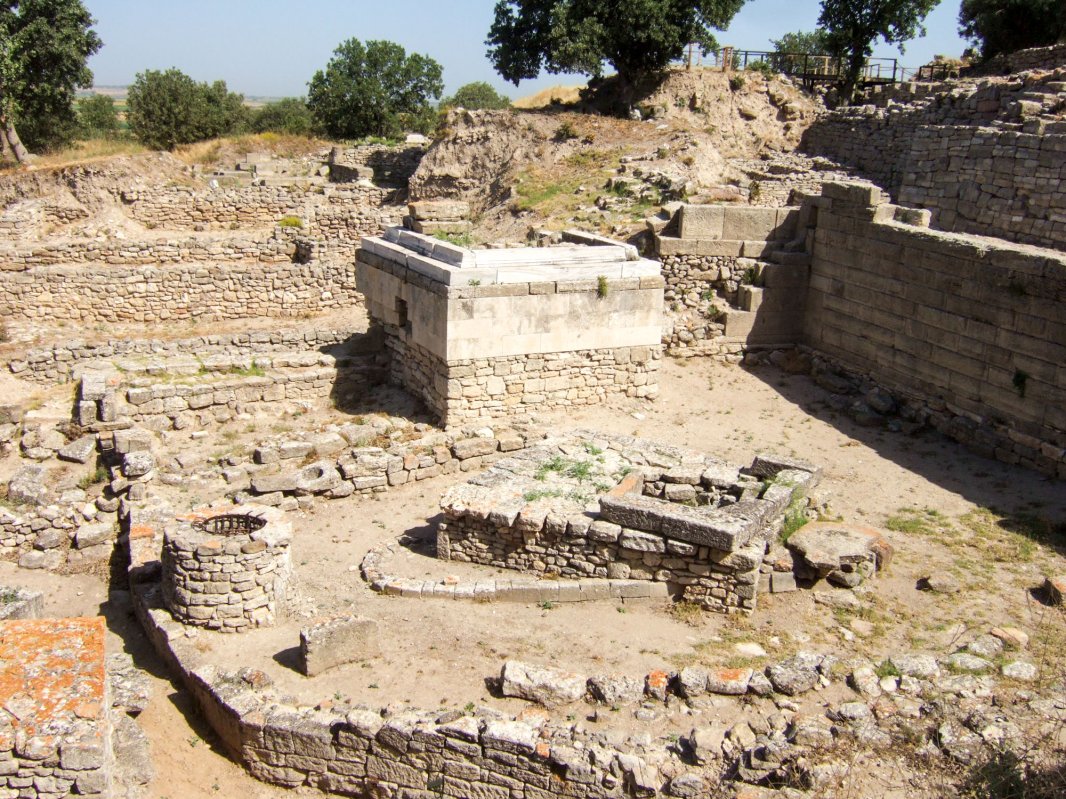 Expoziția „Heinrich Schliemann - descoperitorul Troiei”, la Timișoara 27573