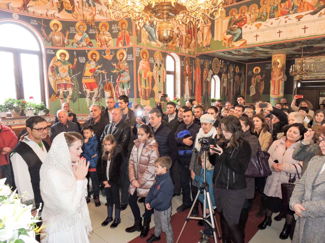Eveniment dedicat Zilei Naționale în Biserica „Sfânta Fecioară Maria” 27531