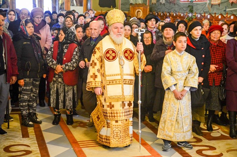 Slujiri arhiereşti în Mitropolia Munteniei şi Dobrogei 27524