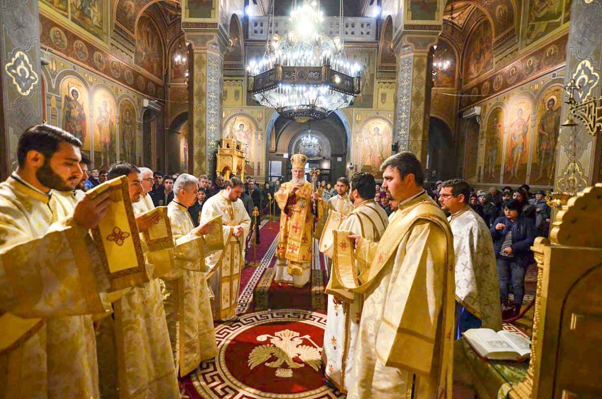 Slujiri arhiereşti în Mitropolia Munteniei şi Dobrogei 27529