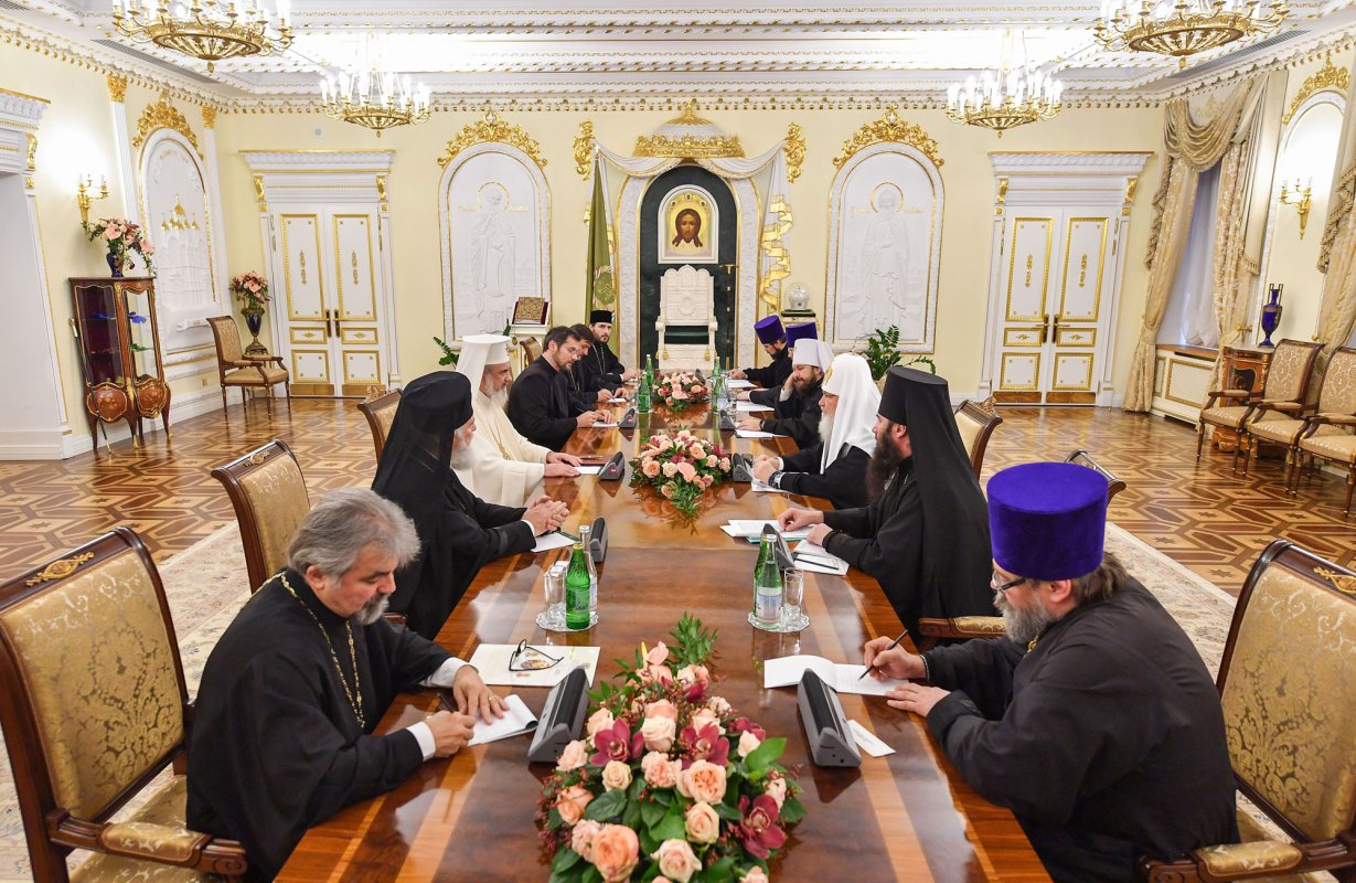 Întâlnirea Preafericitului Părinte Kiril, Patriarhul Moscovei și al Întregii Rusii, cu Preafericitul Părinte Daniel, Patriarhul României 27233
