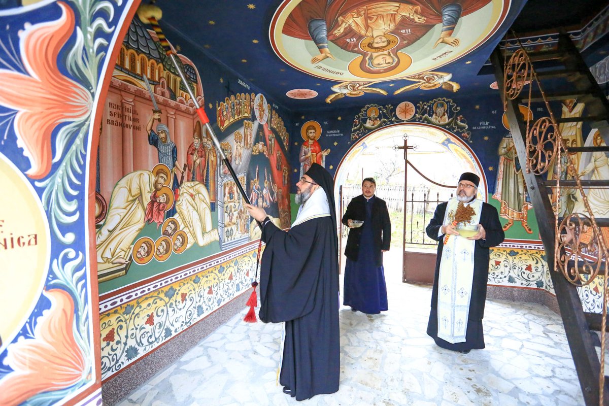 Slujiri arhierești în Mitropolia Munteniei și Dobrogei 27242