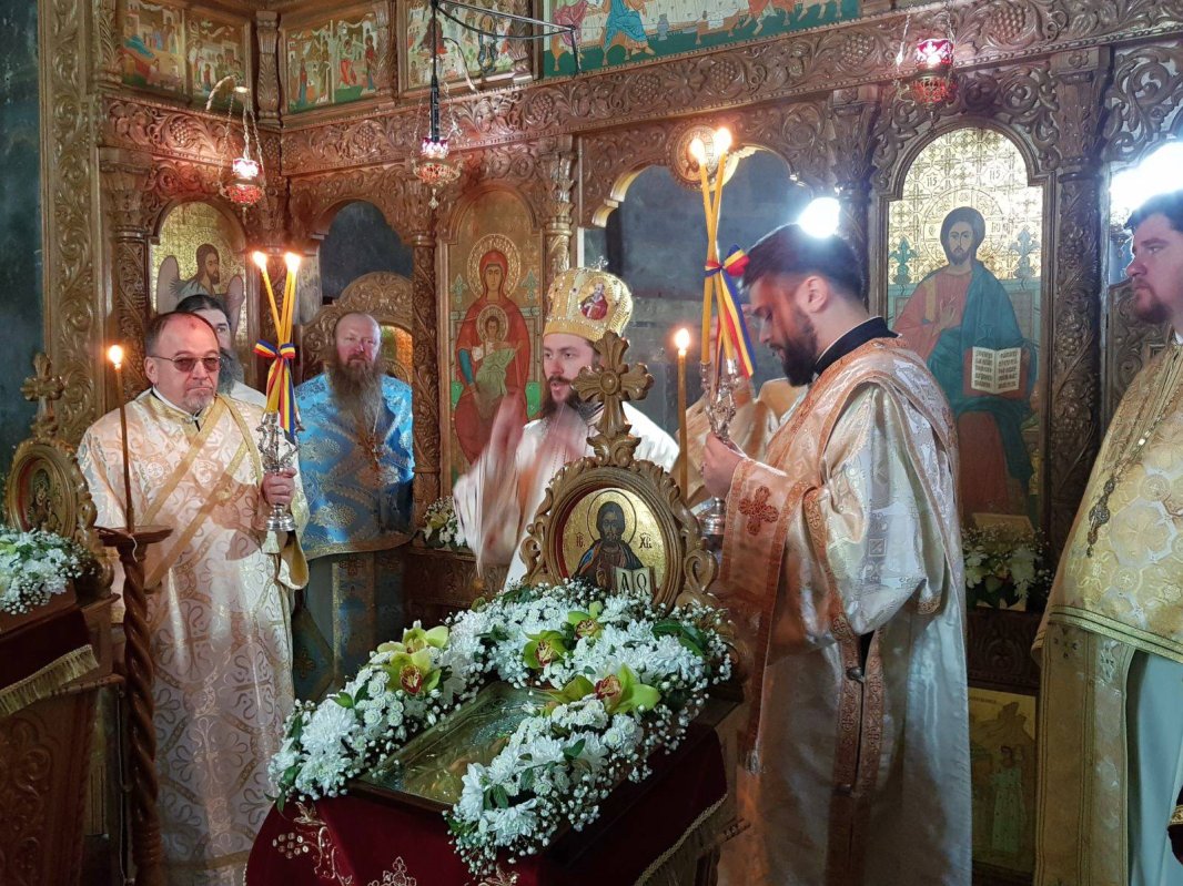 „Arăţi bunătate faţă de semenul tău dacă jertfeşti din orgoliul tău şi din dreptatea ta“ 27045