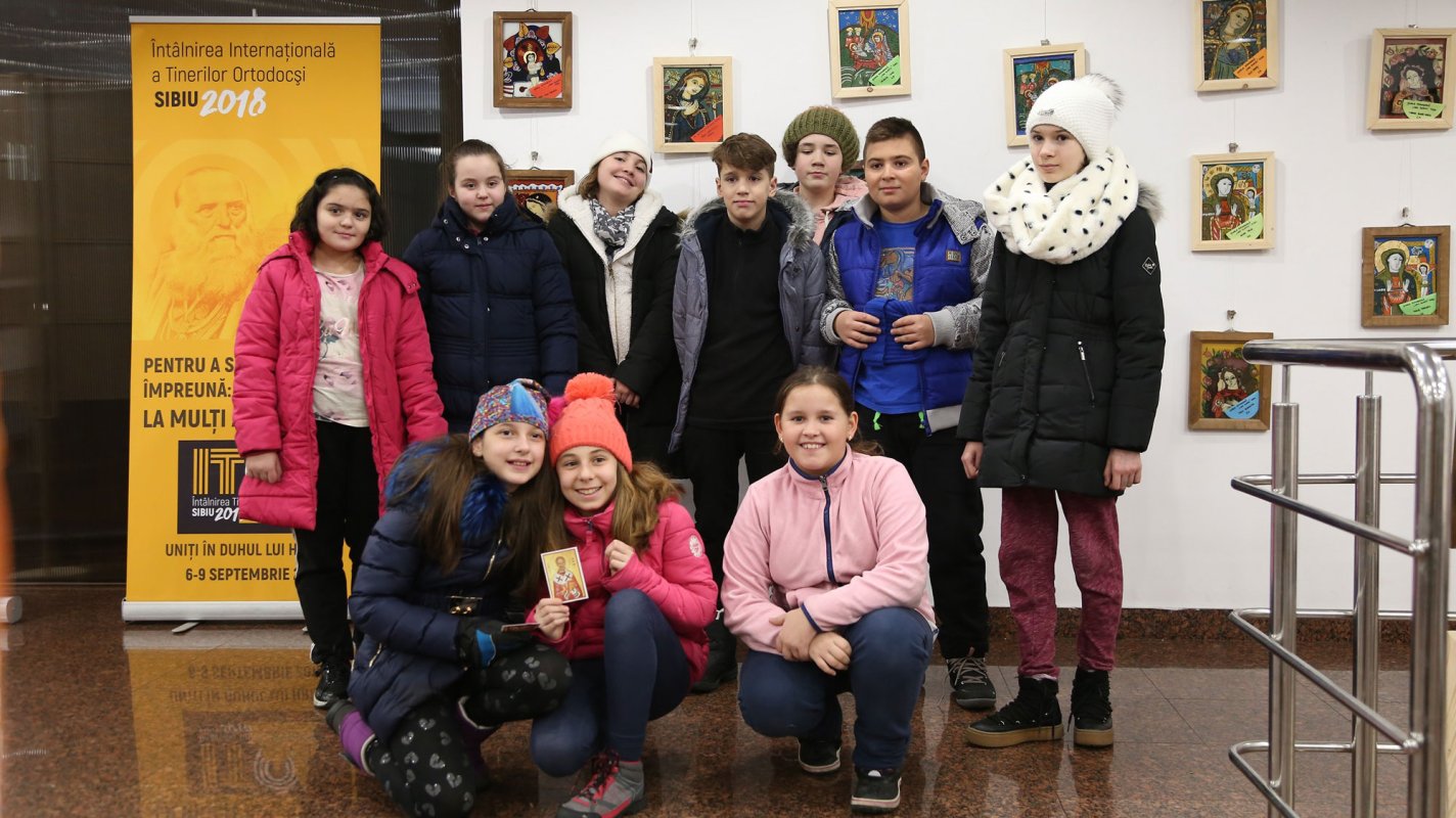 Expoziție de icoane pictate în centrele din Arhiepiscopia Sibiului 27064