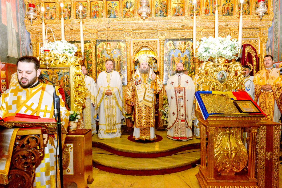 Hramul Bisericii „Sfântul Gheorghe”-Nou din Capitală 27100