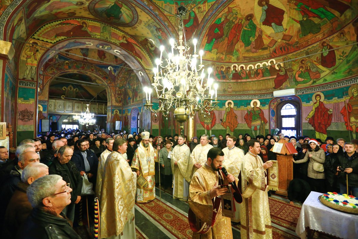 Liturghie arhierească la Buzău 27023