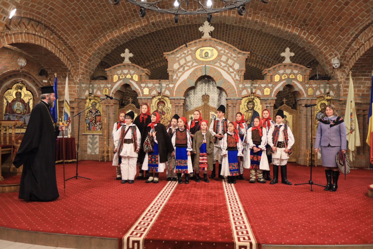 Festivaluri și concursuri de colinde și obiceiuri de iarnă 26846