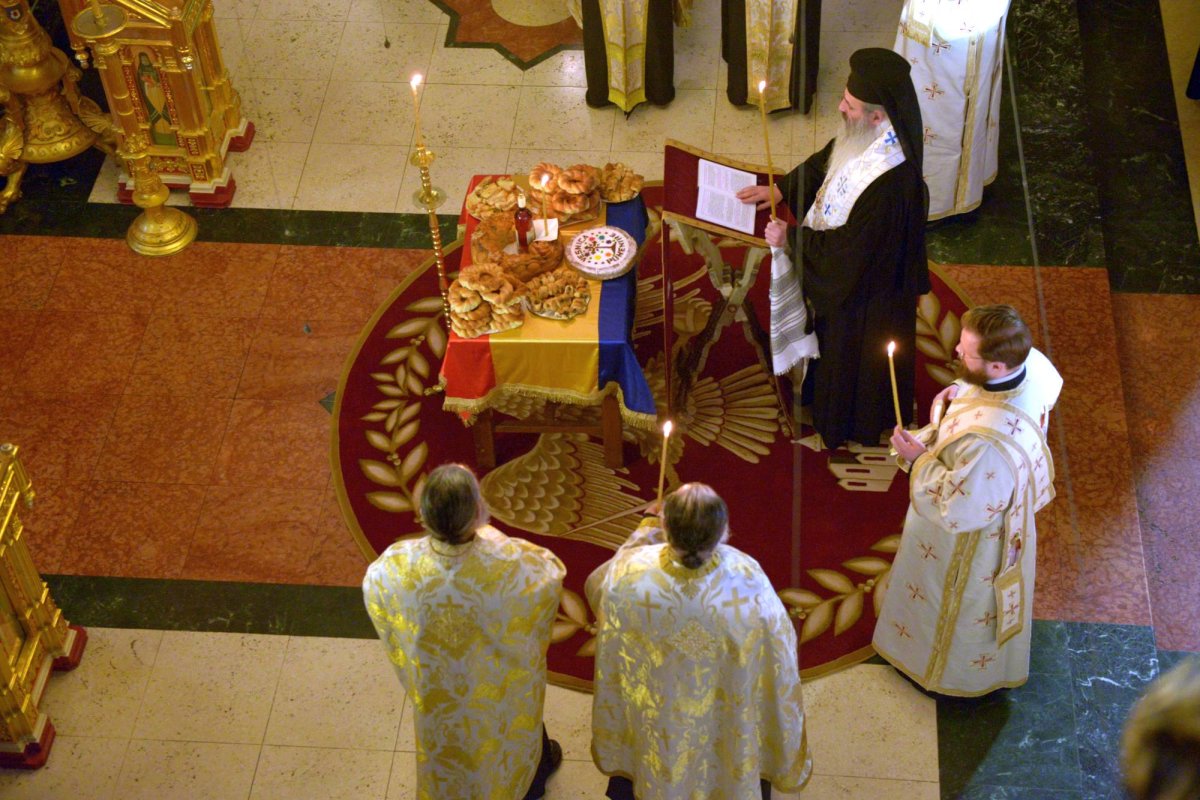 Slujbă de pomenire la Iaşi pentru Majestatea Sa Regele Mihai I al României 26828