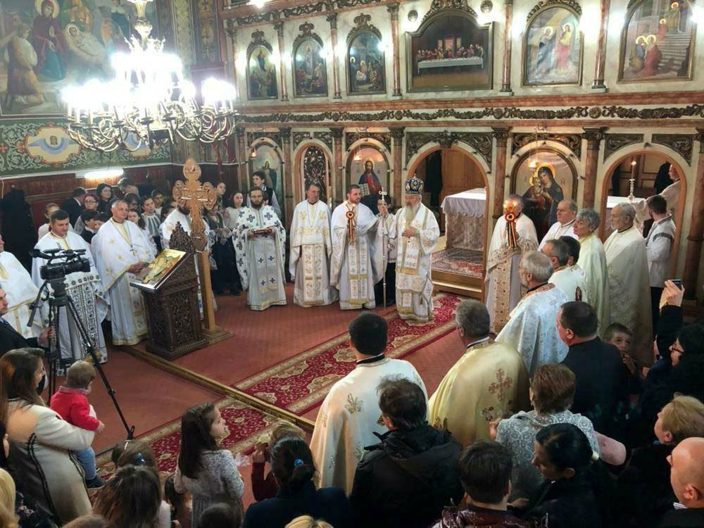 Slujiri arhiereşti în Duminica a 27-a după Rusalii 26763