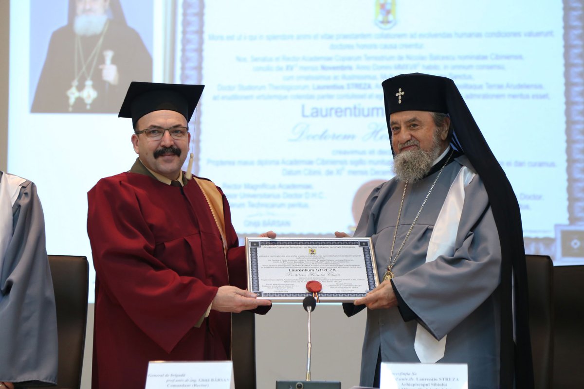IPS Mitropolit Laurențiu și pr. Mircea Păcurariu, Doctor Honoris Causa 26698