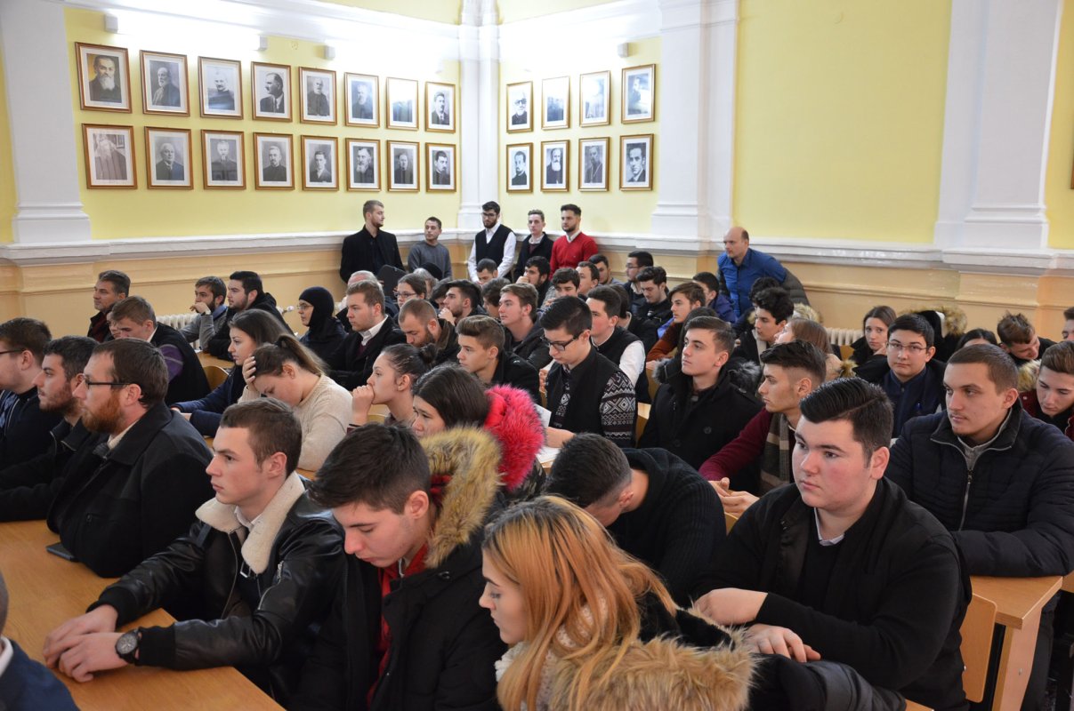 Simpozion la Facultatea de Teologie din Arad 26721