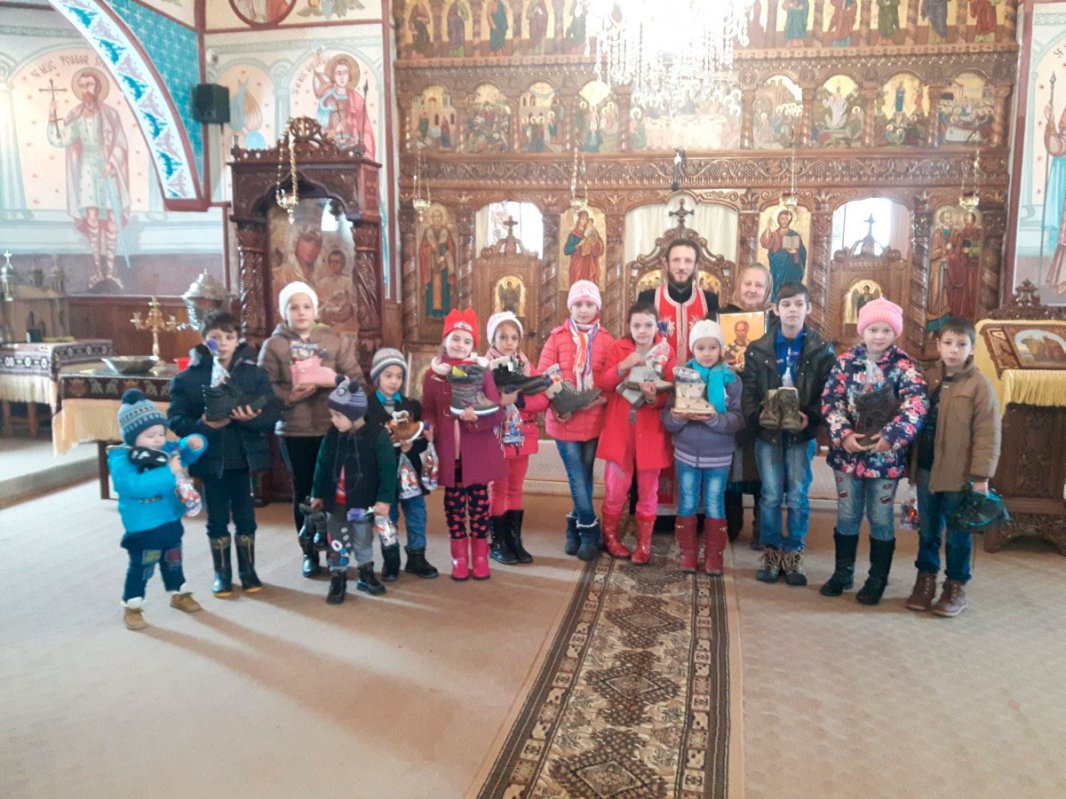 Daruri pentru copii, la Hălmăsău, Beclean 26631