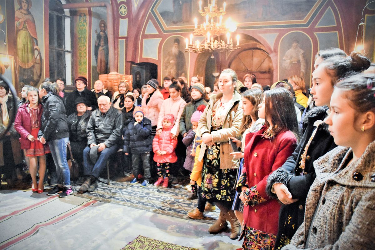 Colinde în bisericile şi şcolile din Oltenia 26445