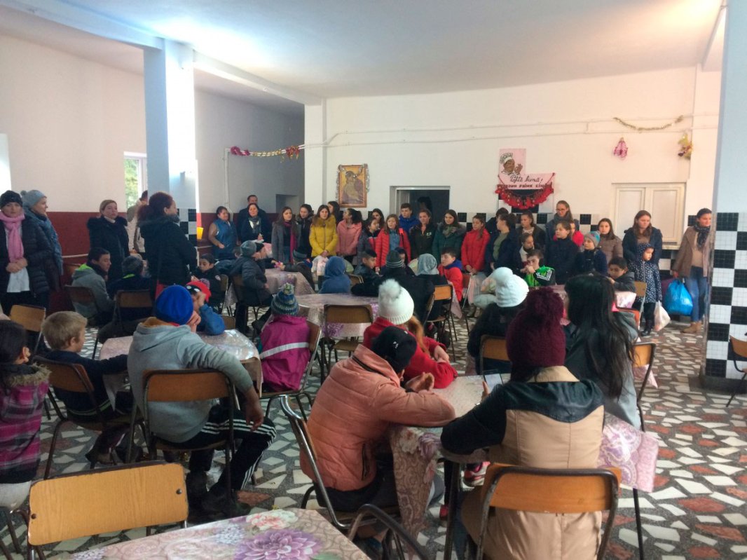 Daruri pentru copiii internaţi la Ilişua, Bistriţa-Năsăud 26441