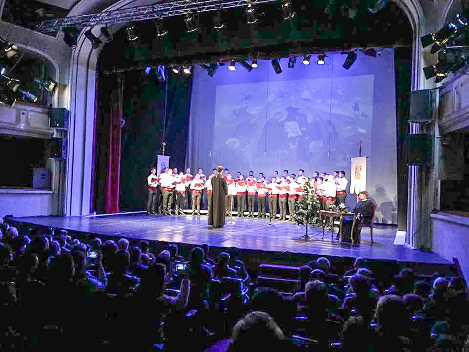 Praznicul Nașterii Domnului, vestit de teologii arădeni 26449