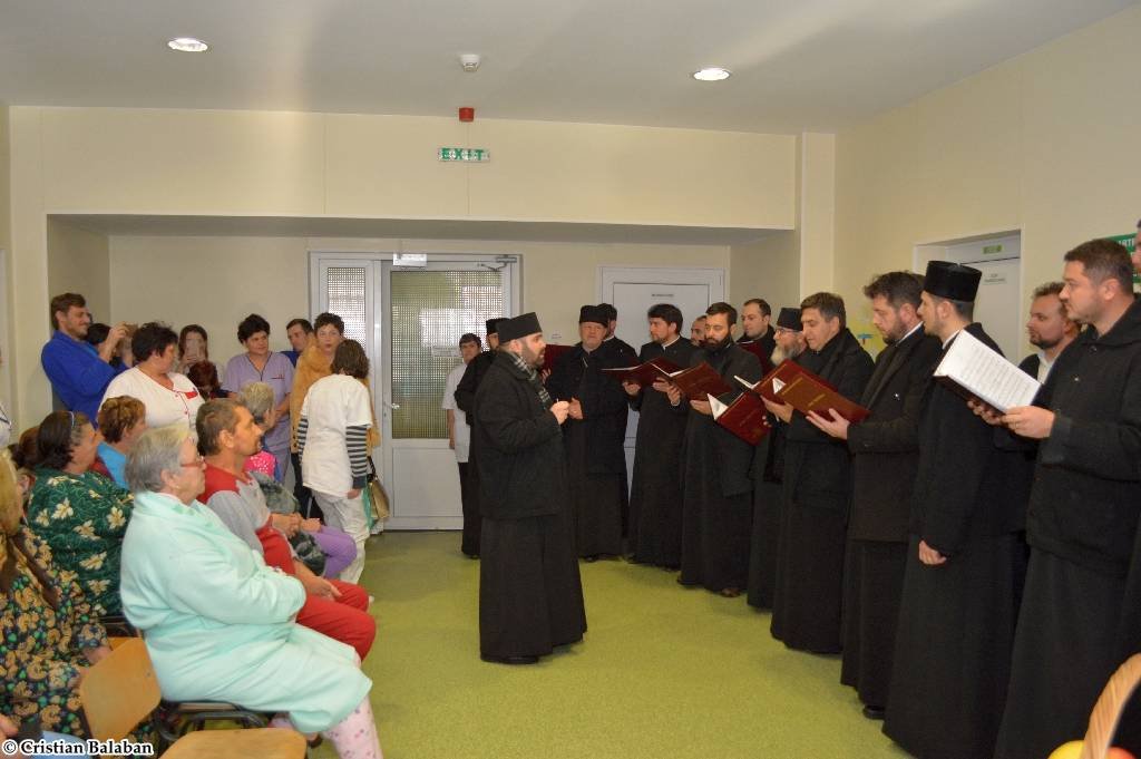 „Prin colind, suferinţa alinând“ în Protopopiatul Moineşti 26363