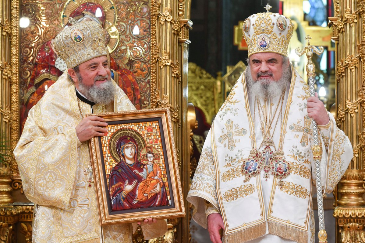 Serbarea onomasticii Patriarhului României 26407