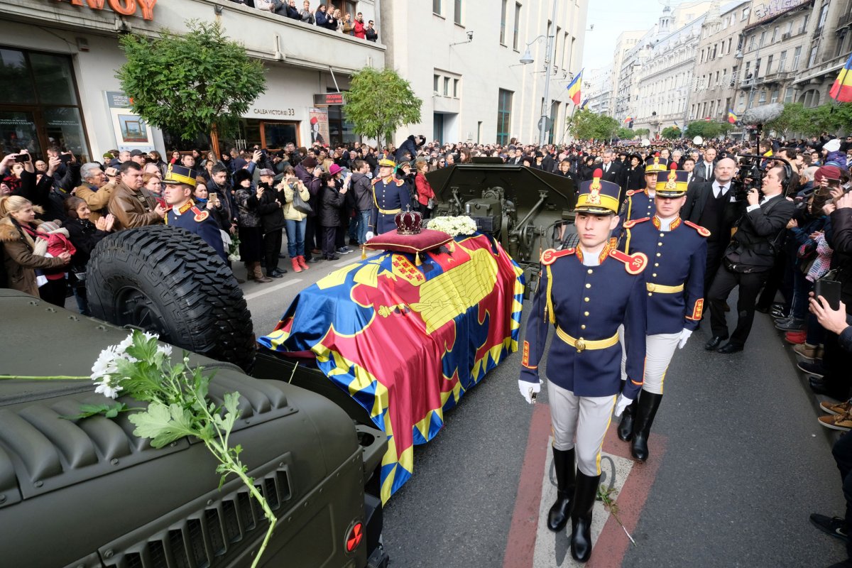 Ultimul drum al Regelui României! 26392