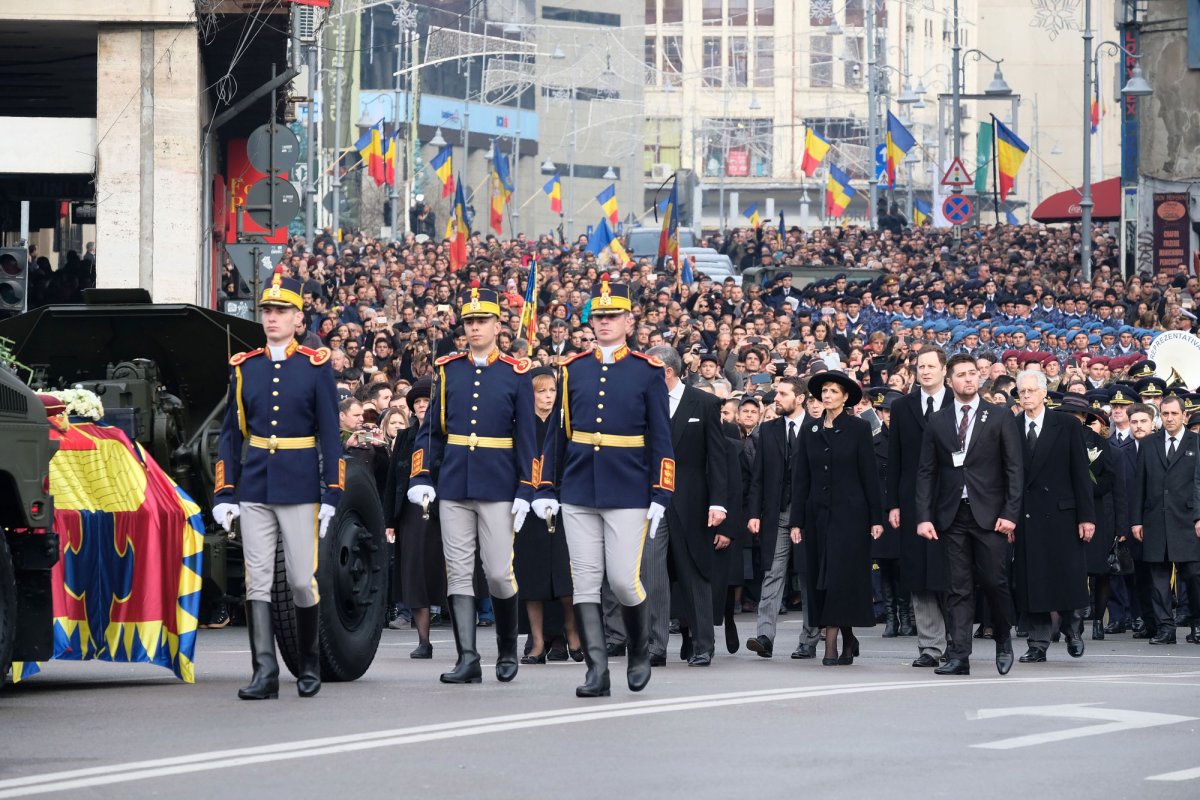 Ultimul drum al Regelui României! 26394