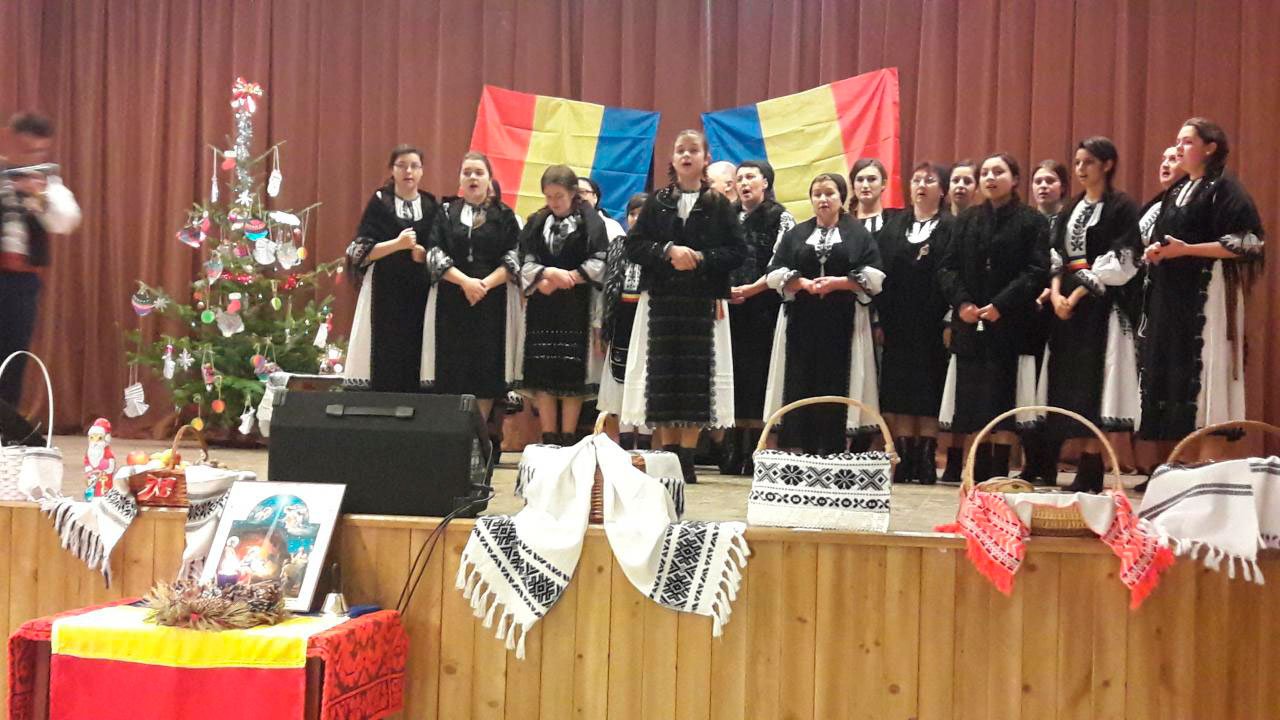 Colinde şi fapte de filantropie, în aşteptarea praznicului Naşterii Domnului 26260