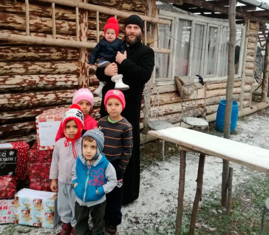 Filantropie, în pragul Crăciunului 26203