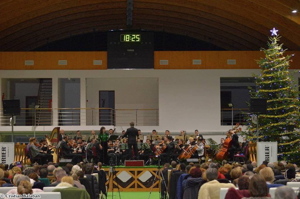 „Noapte de Crăciun“ în Protopopiatul Moineşti 26122