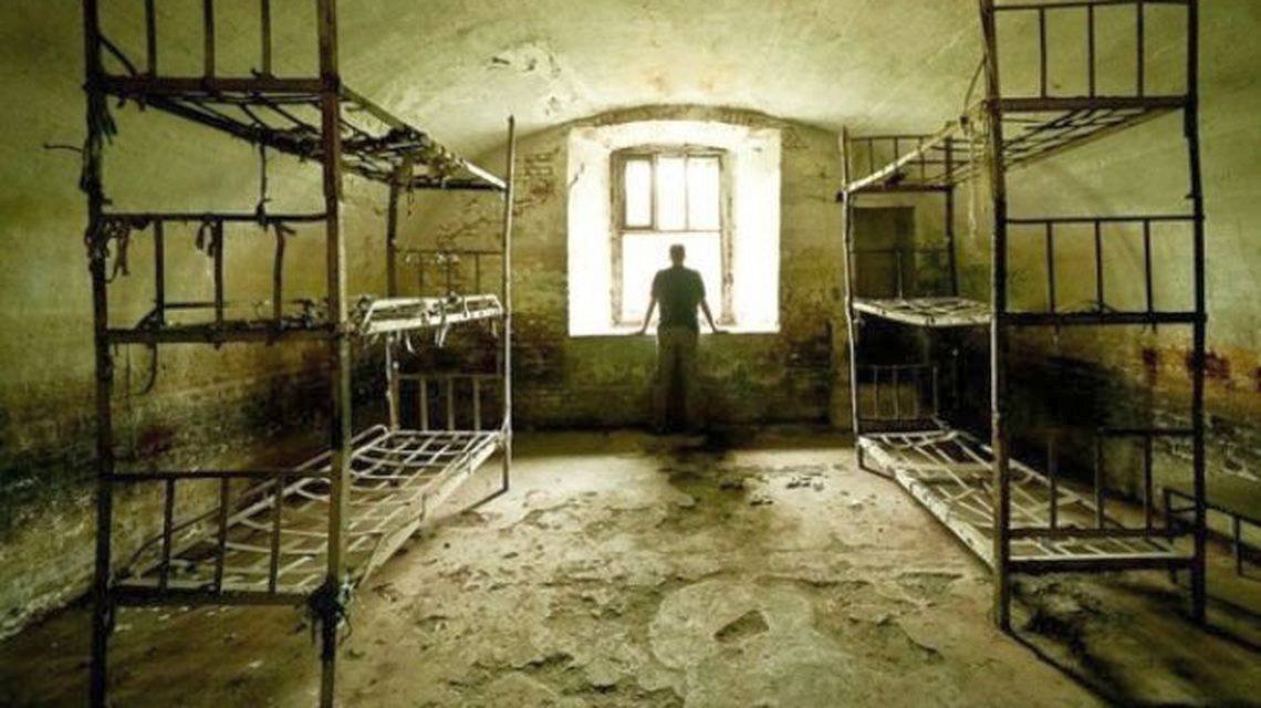 „Lin, lin, aşteptăm  pe cruci de chin...” 26065