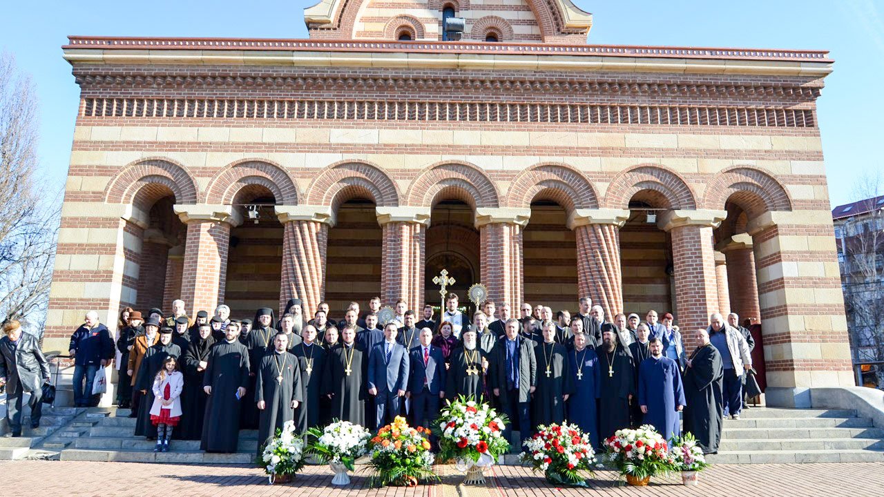 Cuvinte de învățătură, colinde și cântări 26033