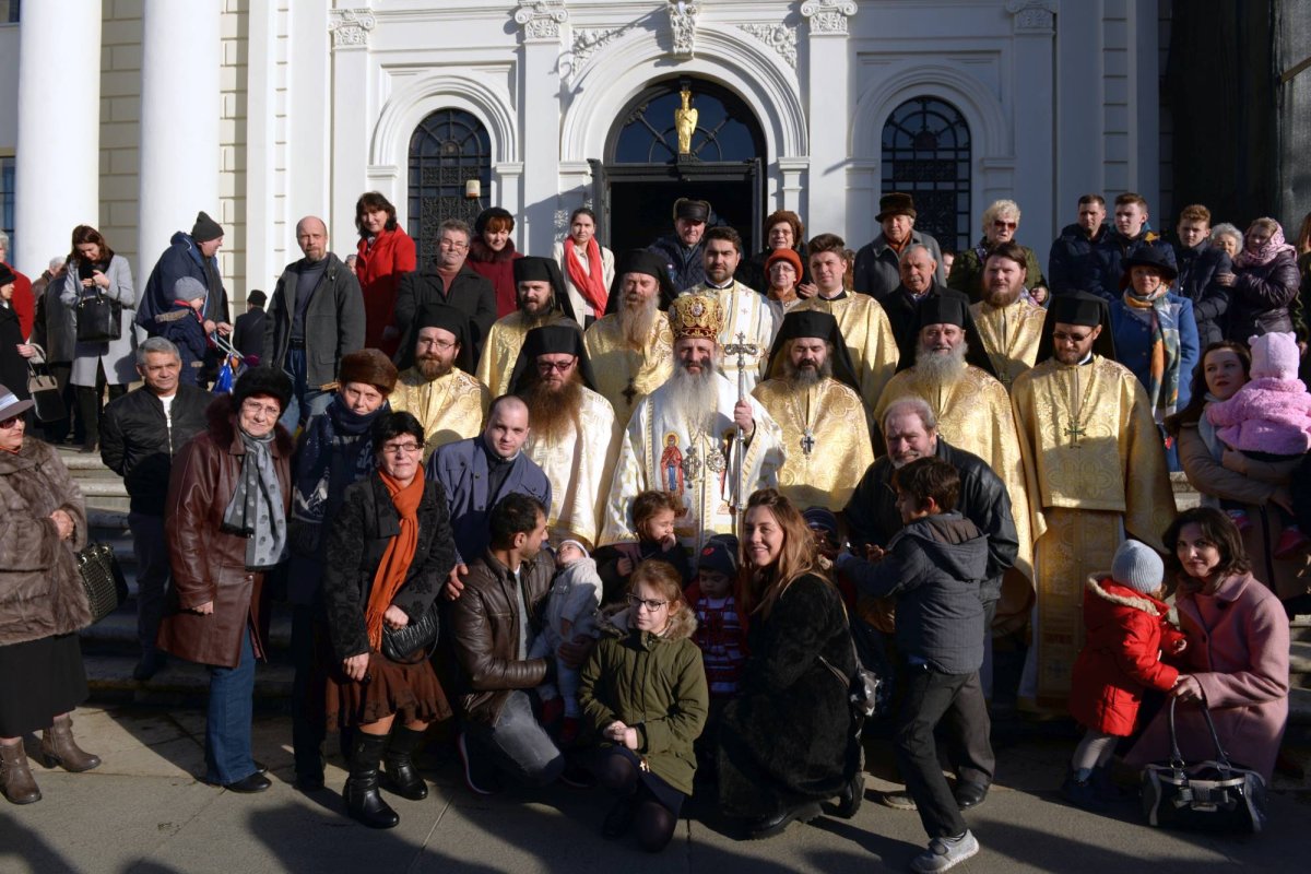 „Peştera Betleemului se defineşte prin simplitate, prin bunătate, prin onestitate, prin rugăciune“ 25982