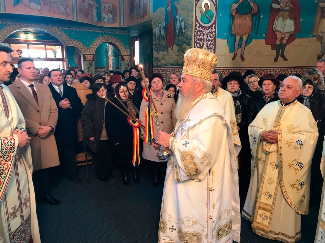 Praznicul Nașterii Domnului Iisus Hristos 25988