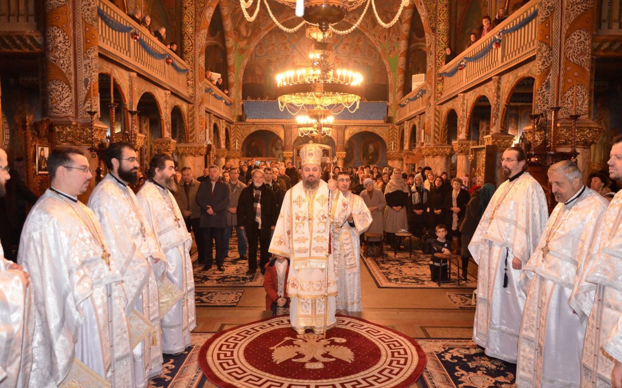 Praznicul Nașterii Domnului Iisus Hristos 25992