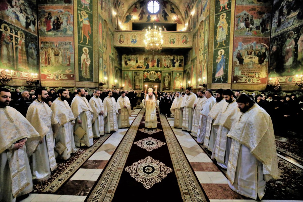 Praznicul Nașterii Domnului Iisus Hristos 25999