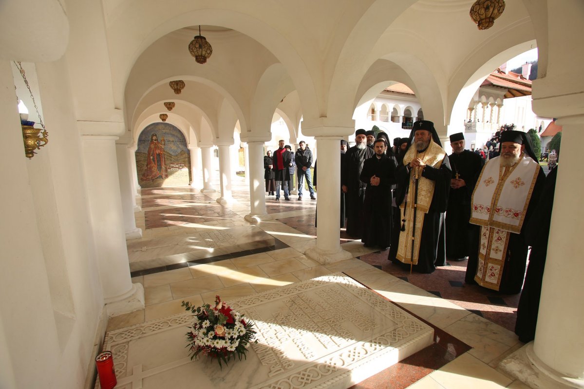 Prăznuirea Sfântului Arhidiacon Ștefan, întâiul Mucenic 25931