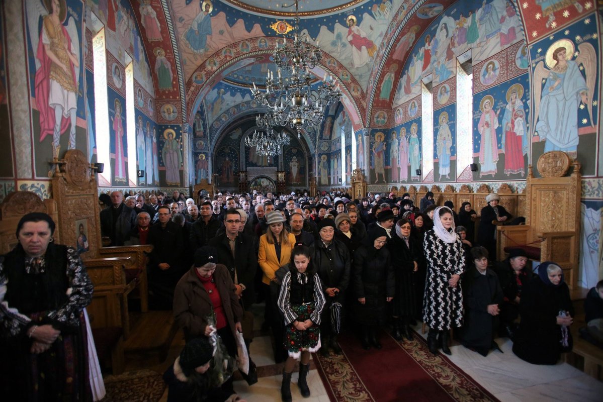 Prăznuirea Sfântului Arhidiacon Ștefan, întâiul Mucenic 25933