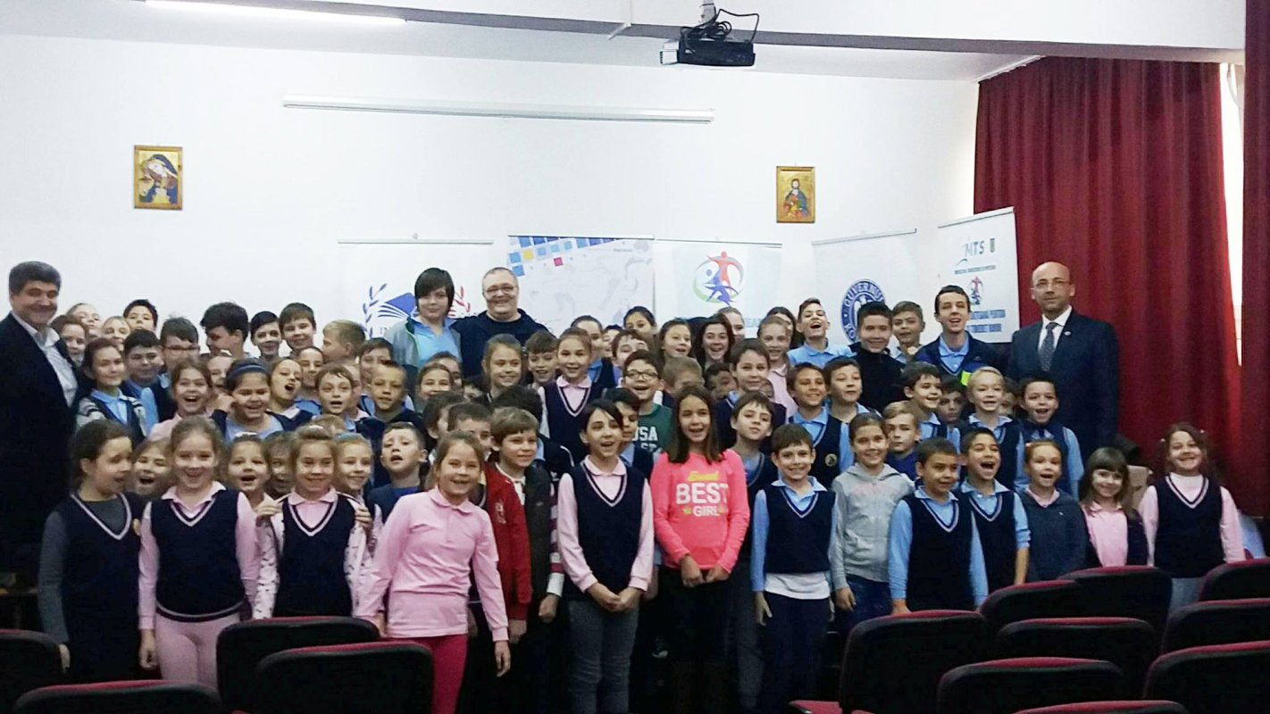 Proiect dedicat campionilor, la Liceul Ortodox orădean 25887