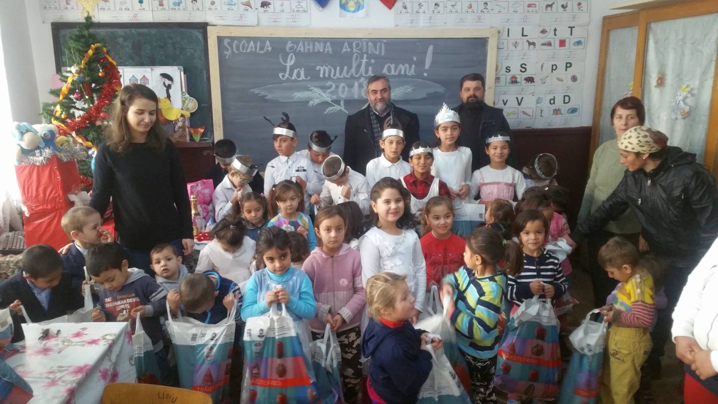 Acţiuni umanitare la sfârşitul anului trecut în Protoieria Fălticeni 25799