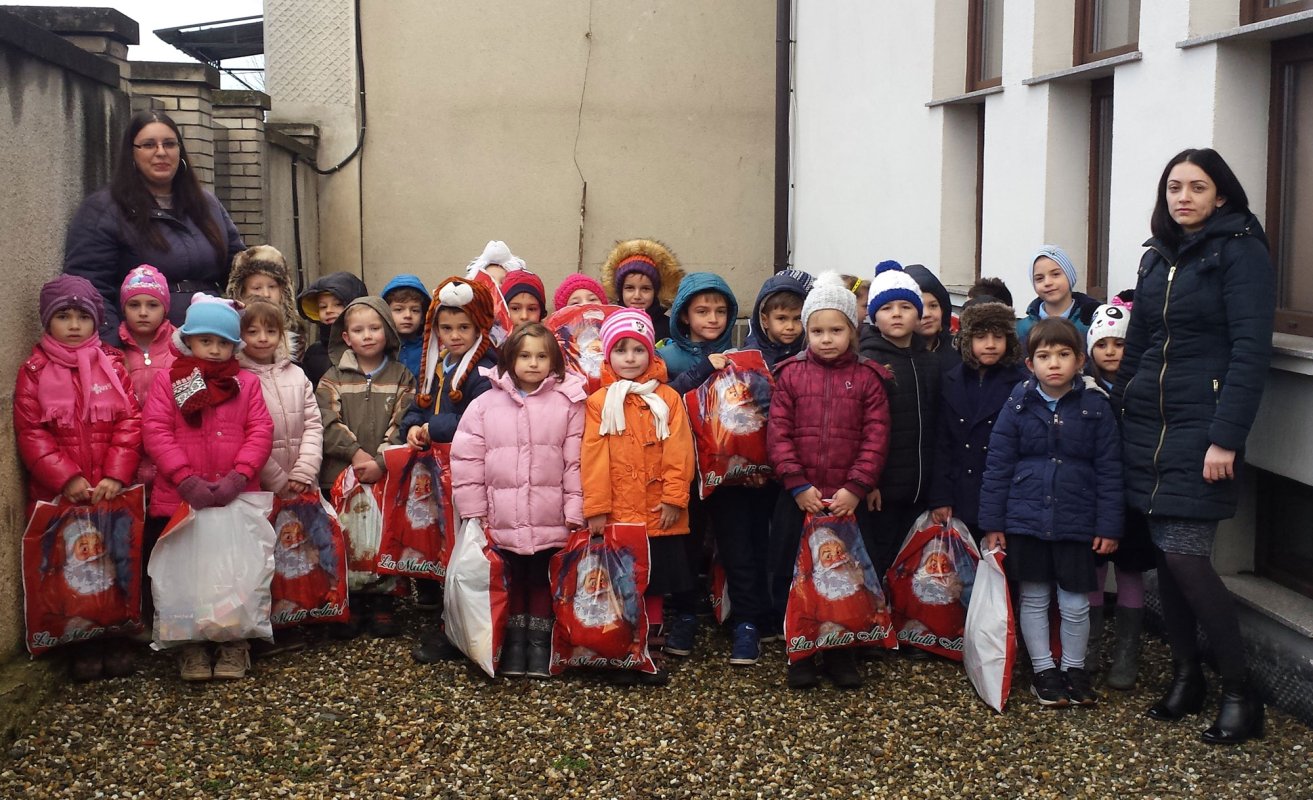 Campanii pentru ajutorarea semenilor aflați în dificultate 25809