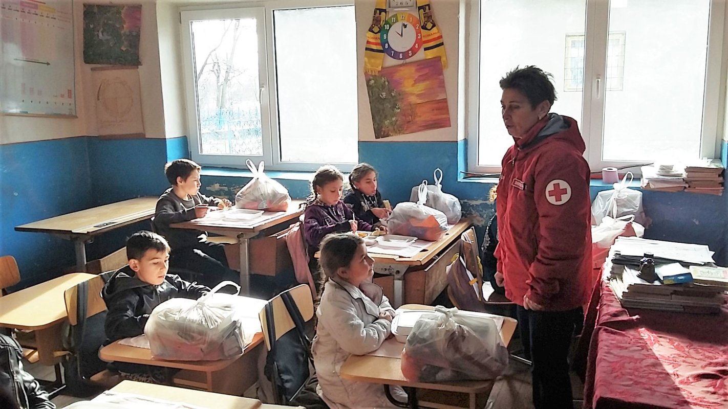 Campanii pentru ajutorarea semenilor aflați în dificultate 25812