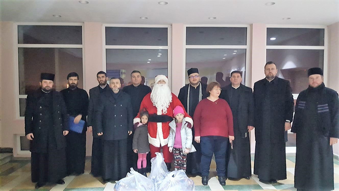 Campanii pentru ajutorarea semenilor aflați în dificultate 25818