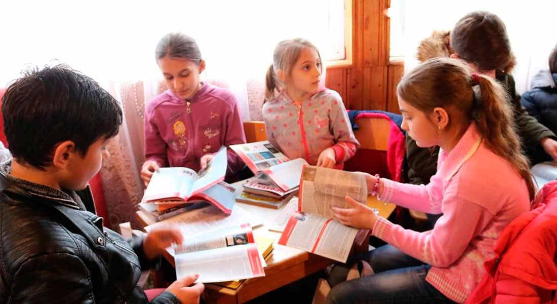 BiblioBus-ul la Hălmăsău în Bistrița-Năsăud 25758