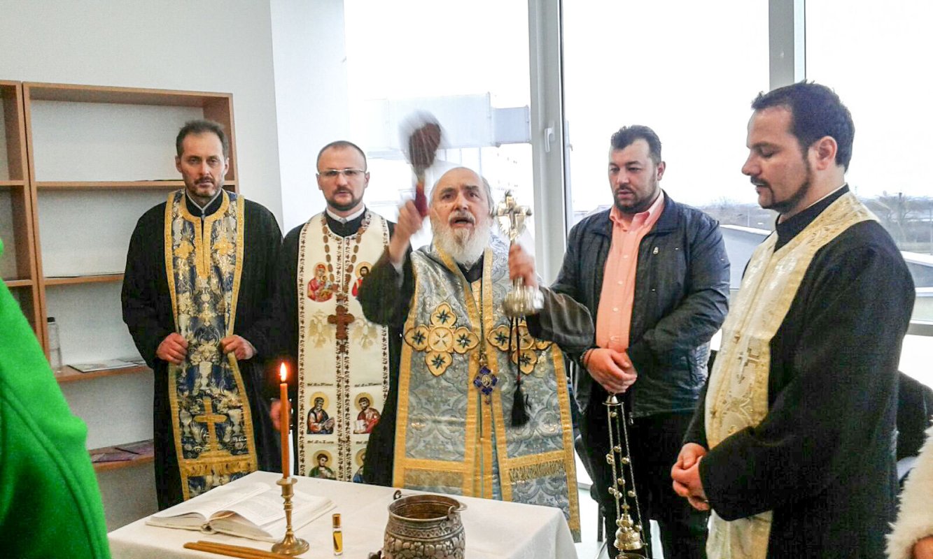 Sfințirea noii Secții de Pneumologie din Arad 25772