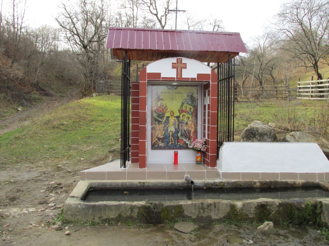 Troiță ridicată „La Obârșie” în satul Rod, județul Sibiu 25651