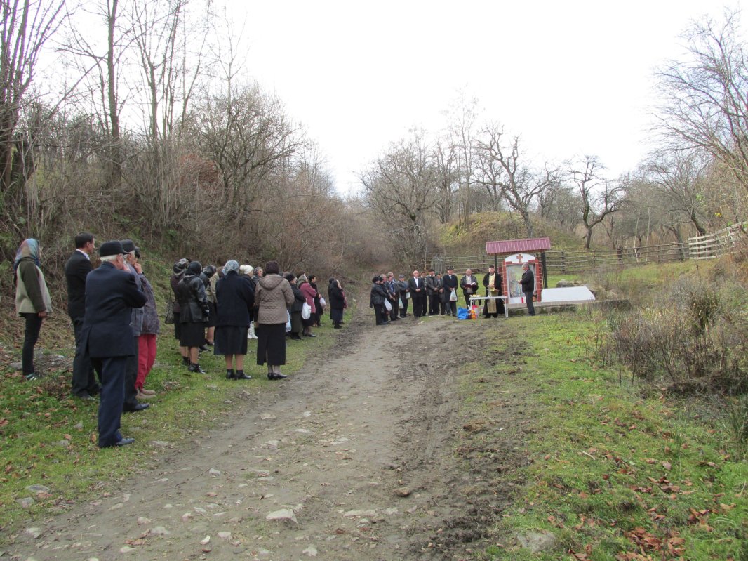Troiță ridicată „La Obârșie” în satul Rod, județul Sibiu 25652